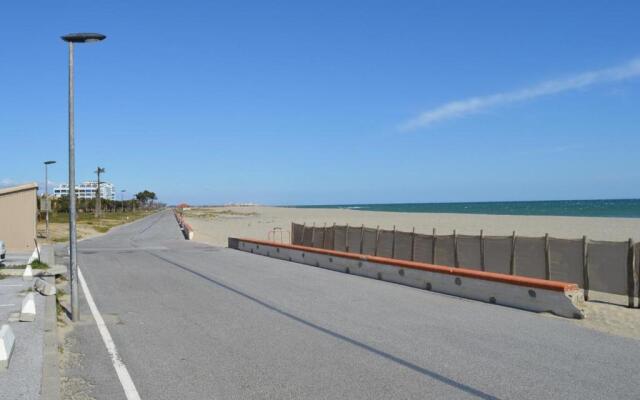 Appartement Saint-Cyprien, 1 pièce, 4 personnes - FR-1-225D-84