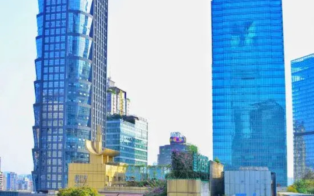 Chongqing Diandianhong Hotel (Jiefangbei Area/Hong Ya Dong)