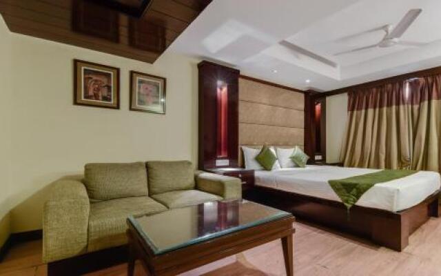 Hotel Parkland - Defence Colony