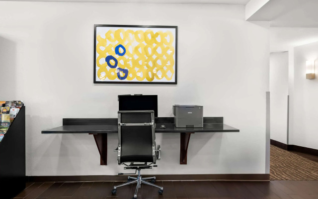 Comfort Suites Cullman I-65 Exit 310