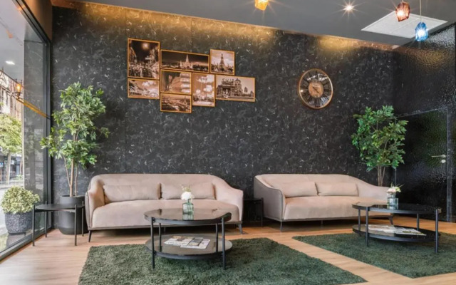 Aspira Gems Center Silom