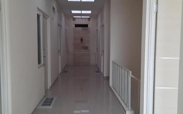 OYO Life  90539 Taman Borobudur Guest House Syariah