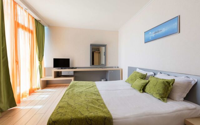 Sol Marina Palace — Adults Only over 16