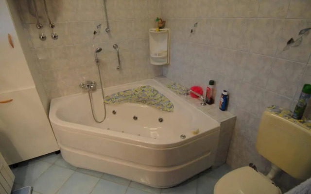 Guesthouse Konti