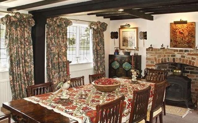 Mayfield Bed and Breakfast