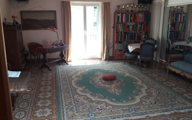 Vucciria Hostel