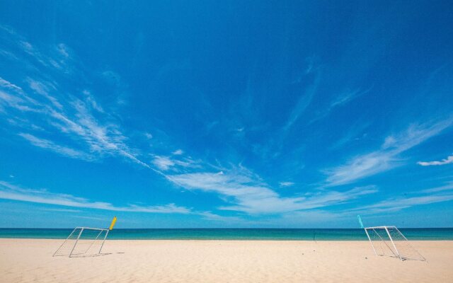 Bao Ninh Beach Resort