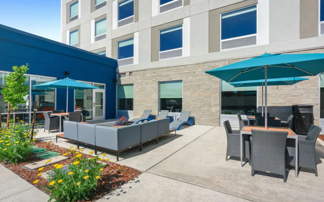 Hampton Inn by Hilton Bellingham Airport