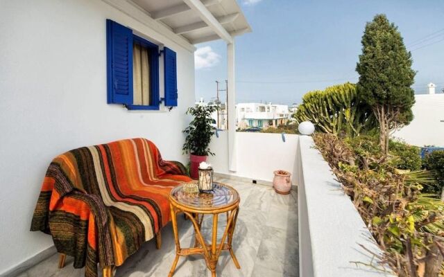 Ricos Two Bedroom Apartment - Naoussa Paros