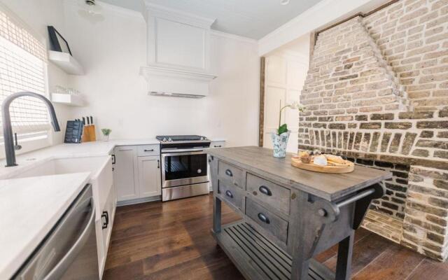 Guesthouse Charleston EAST 44
