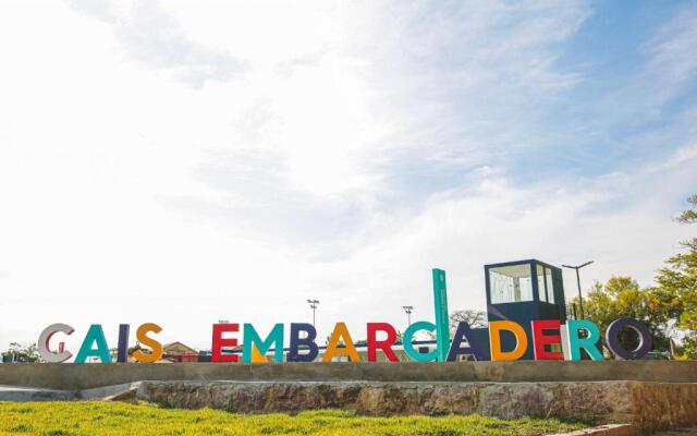 Hotel Embaixador