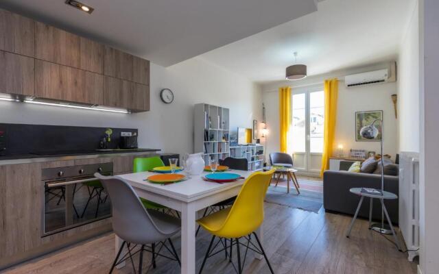 Cosy 2 Bdrs-Terrace near GaribaldiVieux NicePort