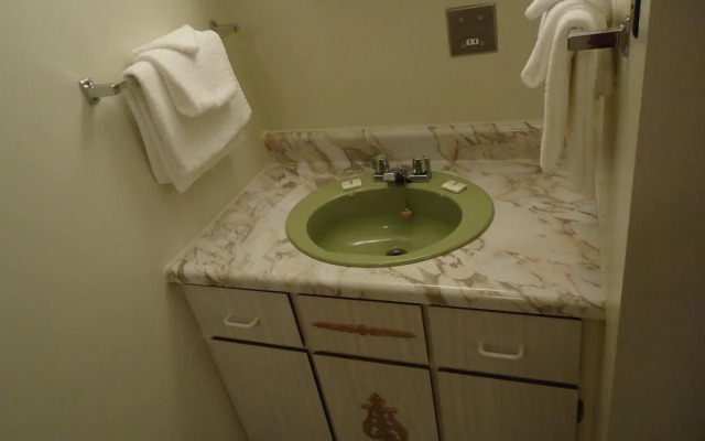 Hotel Motel Le Pharillon