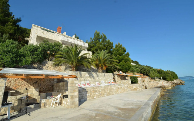 Villa Ratac