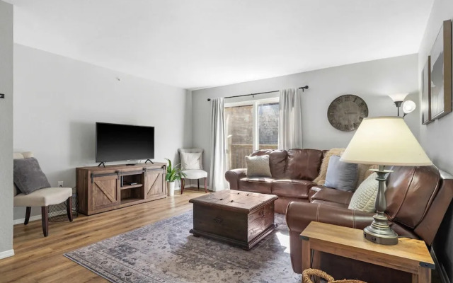 Tranquil Getaway For 8