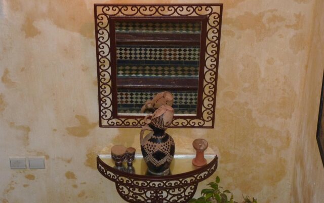 Riad Marlinea