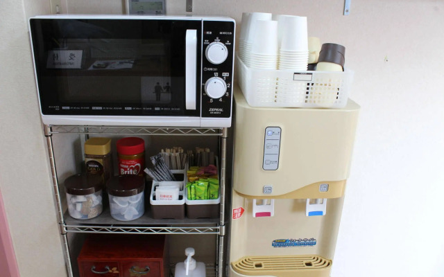 GUEST HOUSE B's Five II - Hostel