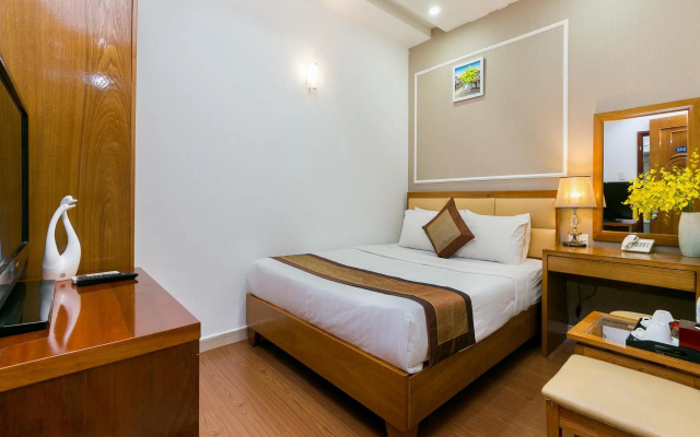 Polygon Hotel