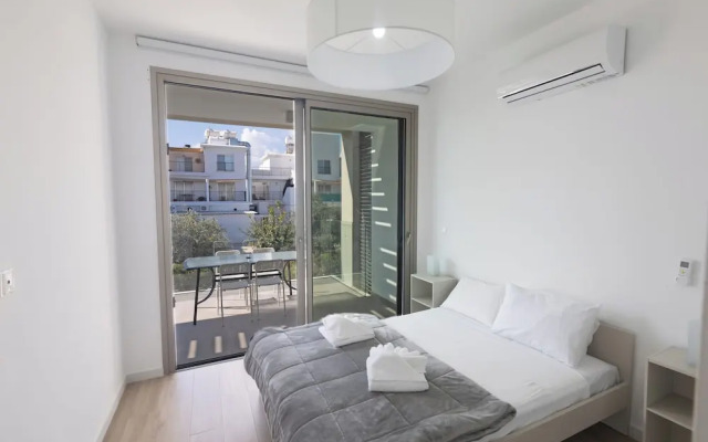 Protaras Azure Villa Azv15