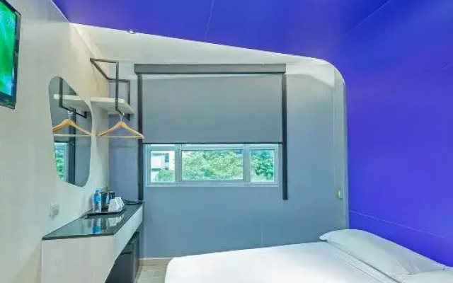Hotel 81 Lavender
