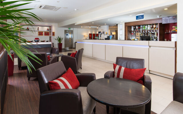 Holiday Inn Express London - Dartford, an IHG Hotel