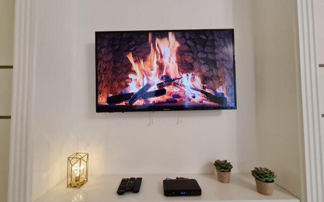 Sutki26 on Kuznechnaya Street