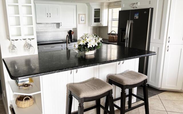 Endless Water Views in Manasota Key