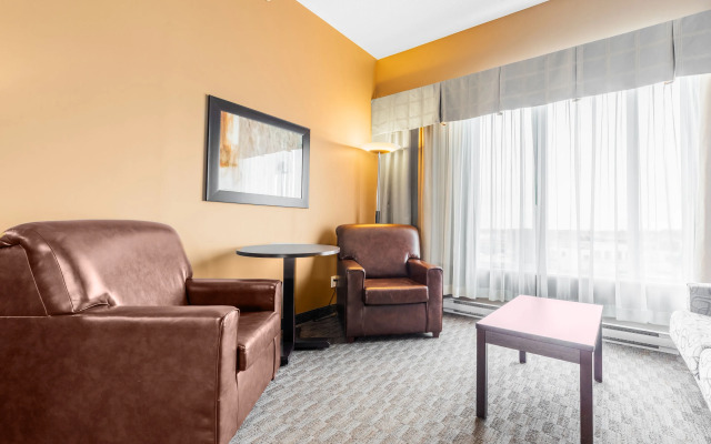 Quality Inn & Suites, Victoriaville,  QC