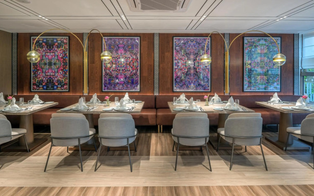 Oakwood Premier Phnom Penh