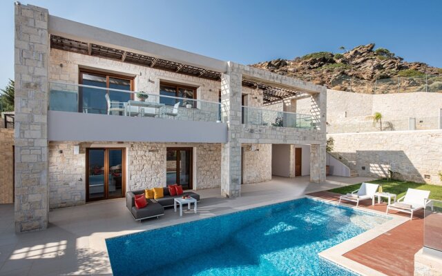 Omega House in Crete