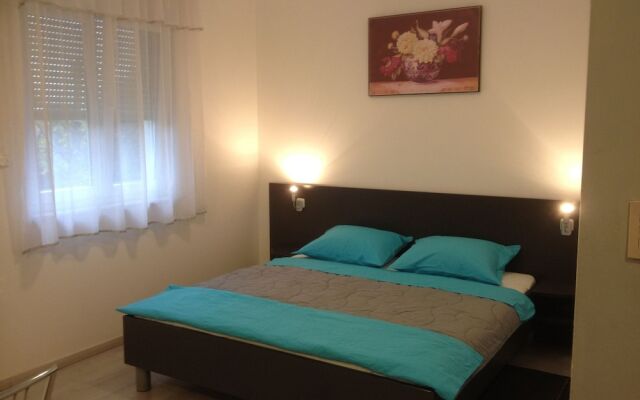Adorable Studio Apartment 200 Meters Distant From the Beach !