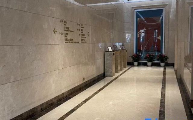 Youjia Apartment (Changgang Subway Station Dabiao Branch)