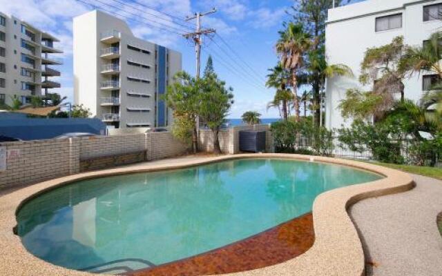 Levuka Unit 4, 14 Moreton Pde. Kings Beach
