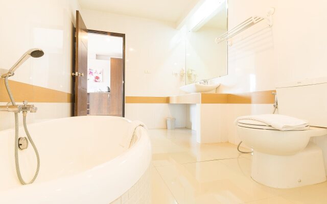 Sinkiat Buri Hotel