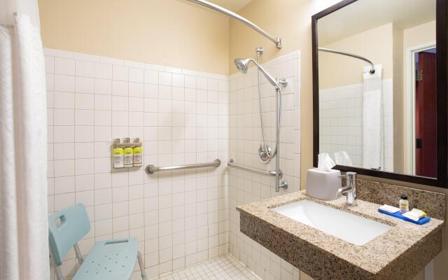 Holiday Inn Express & Suites Denver SW-Littleton by IHG