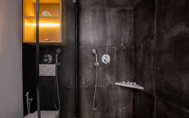 Arco Naxos Luxury Apartments