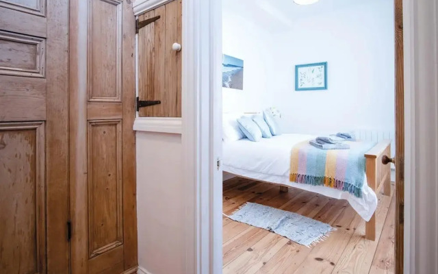 Sea Glass - 2 Bedroom Apartment - Manorbier