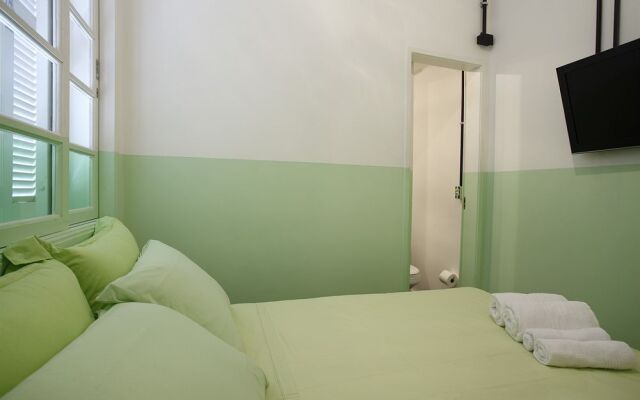Contemporaneo Hostel