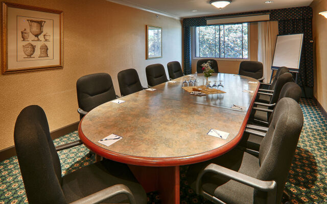 Prestige Vernon Lodge and Conference Centre