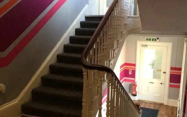 Paddy's Palace Belfast Hostel
