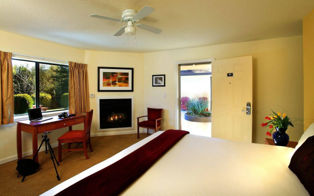 West Sonoma Inn & Spa