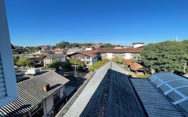 Apartamento no centro de Gramado 200 Metros da Rua coberta