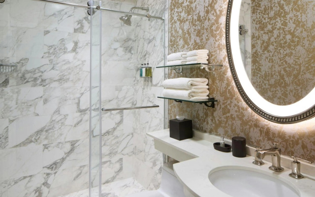 Le Pavillon, New Orleans, a Tribute Portfolio Hotel