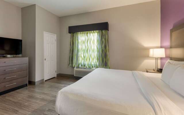 La Quinta Inn & Suites by Wyndham Visalia/Sequoia Gateway