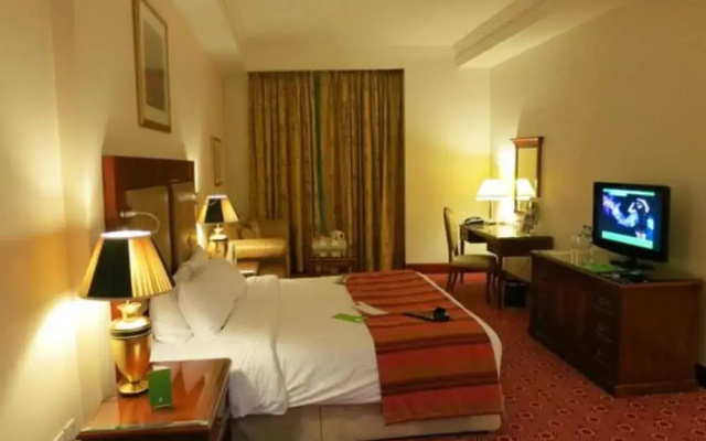 Dancenter Luxury Holiday International Dubai