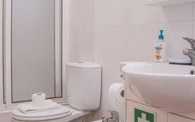 Peaceful and Serene 3 Bedroom Apartment in Lisbon
