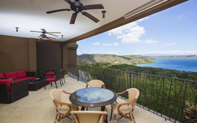 Papagayo Luxury