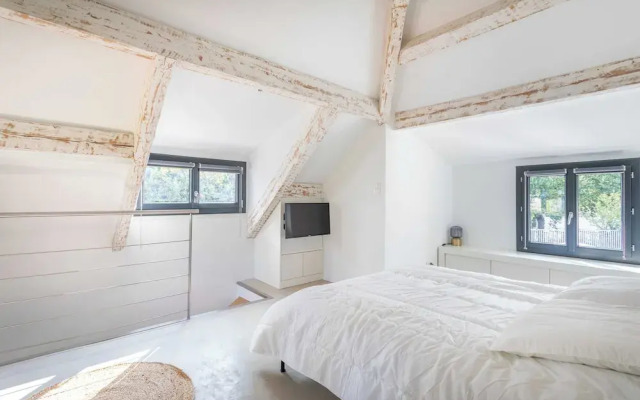 Charming Small Private House - Marseille 8th
