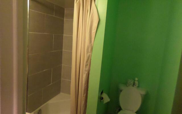 Broadway Motel Des Moines