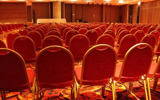 Howard Johnson Hotel & Casino